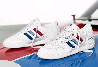 END Adidas zapatos en Quito