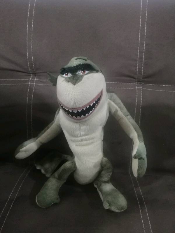 Eslabón perdido de monstruos vs aliens peluche