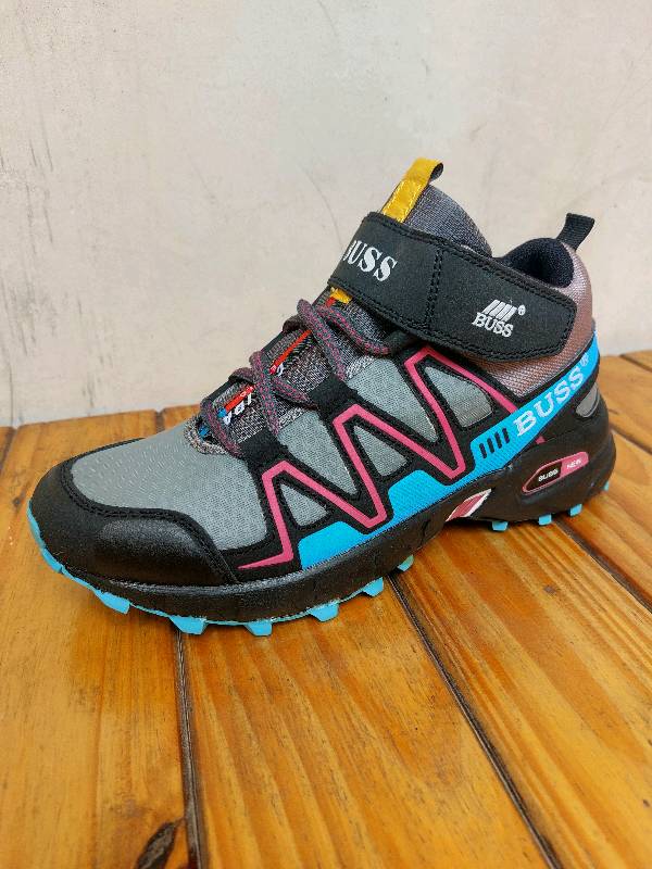 Zapatillas store buss trekking