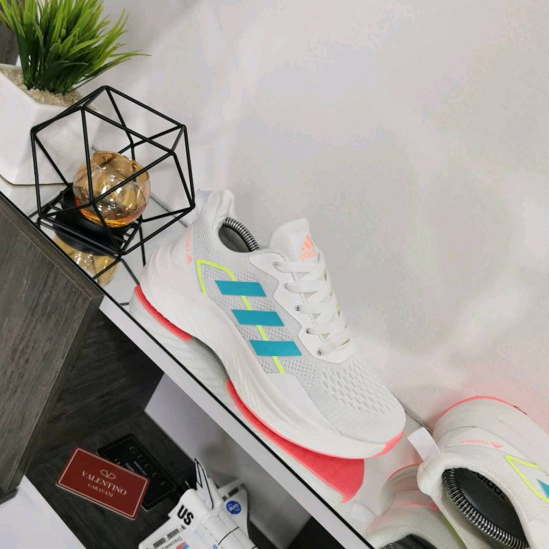 Adidas mujer deals medellin