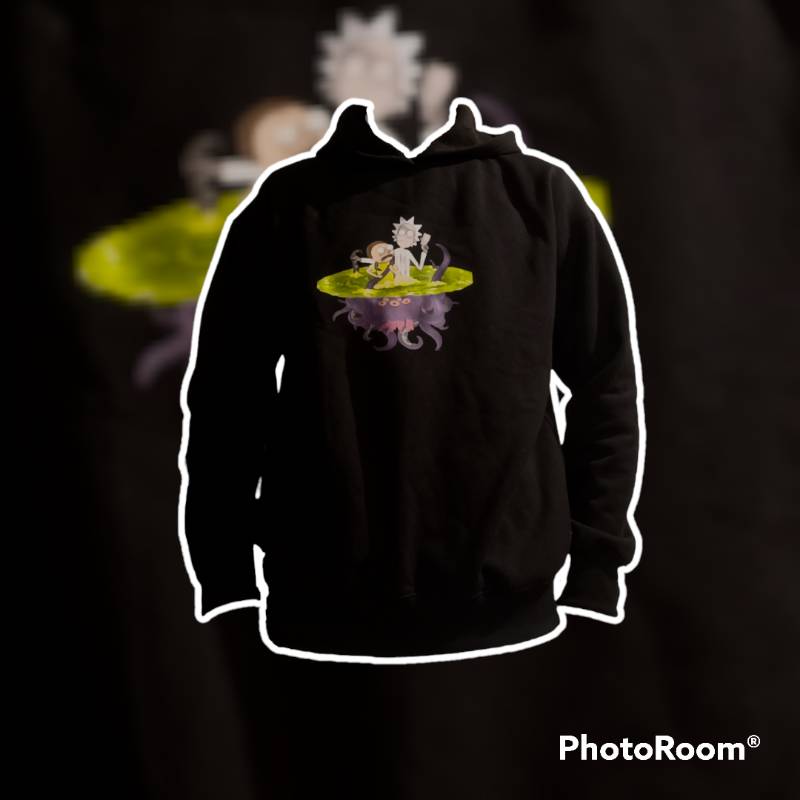 Sudadera rick hotsell y morty negra