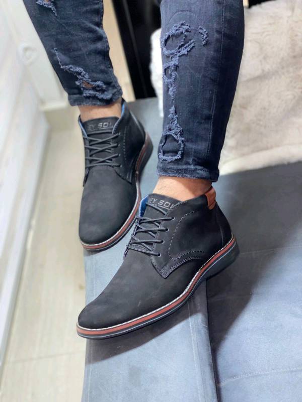 Zapatos con store caña alta