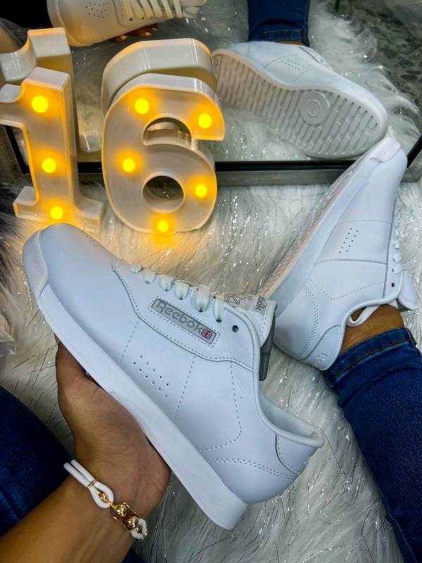 Reebok colegial