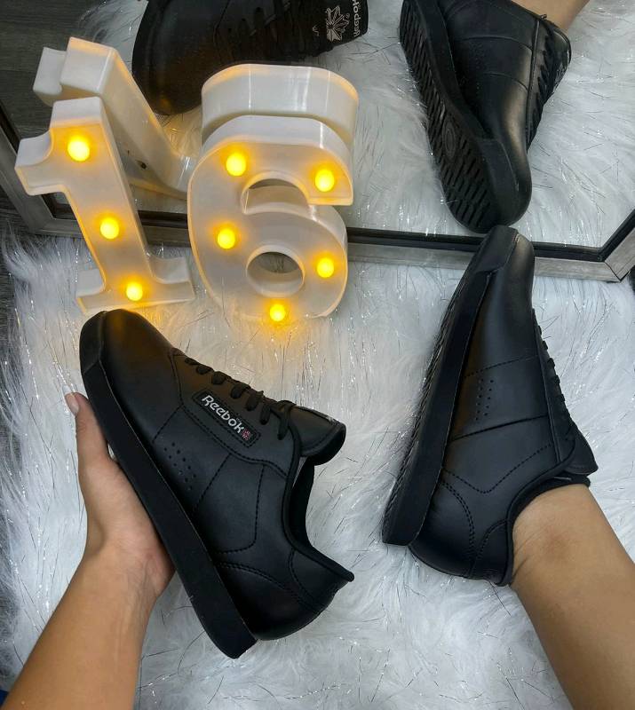 Zapatos reebok colegiales 40 on sale
