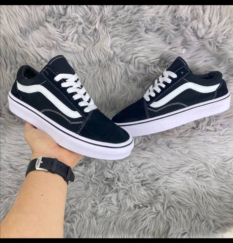 VANS PARA DAMA Y CABALLERO