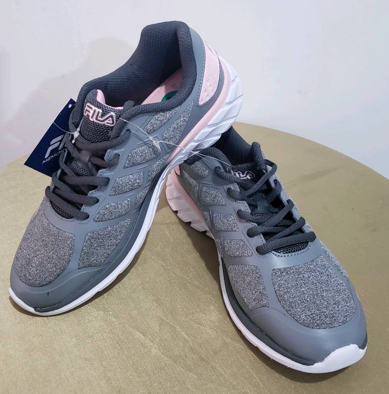 Zapatos fila clearance blancos quito 80