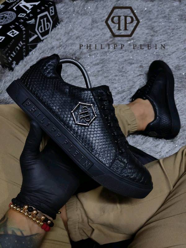 Precio zapatillas 2025 philipp plein