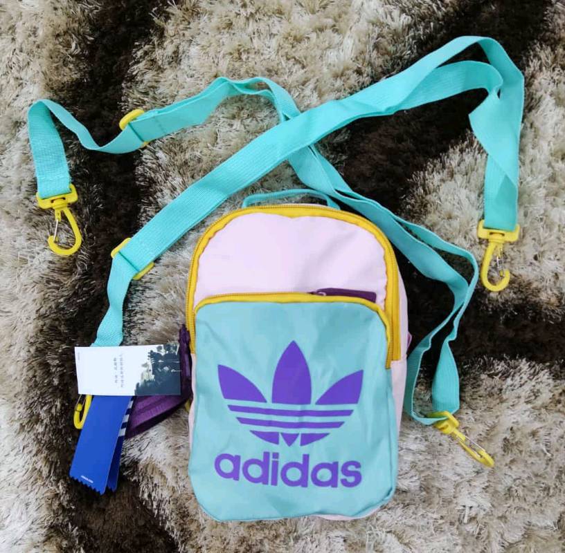 Mini morral adidas new arrivals