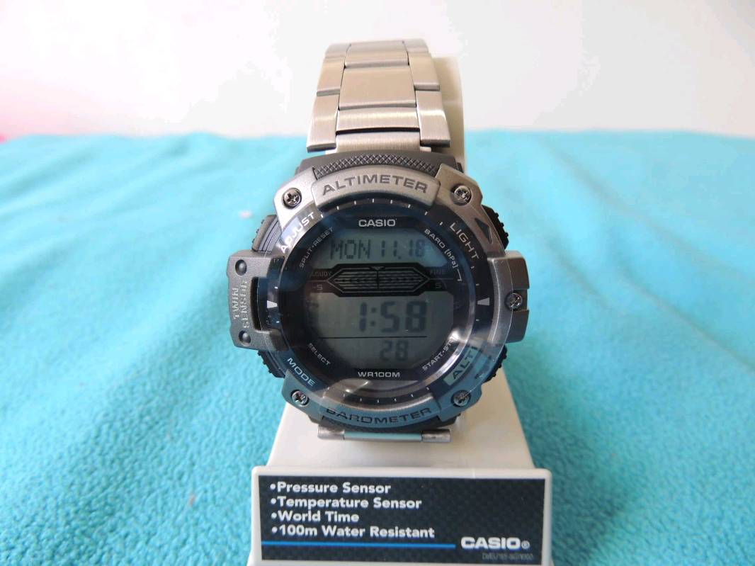RELOJ CASIO HOMBRE ALTIMETRO BAROMETRO TEMPERATURA Y MAS en Quito