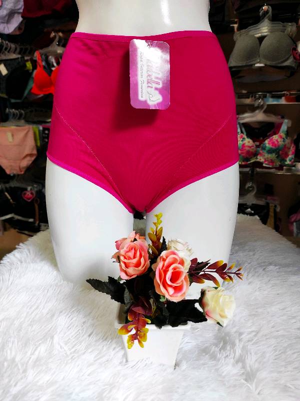 111 PANTY MARYURI CONTROL en Guayaquil