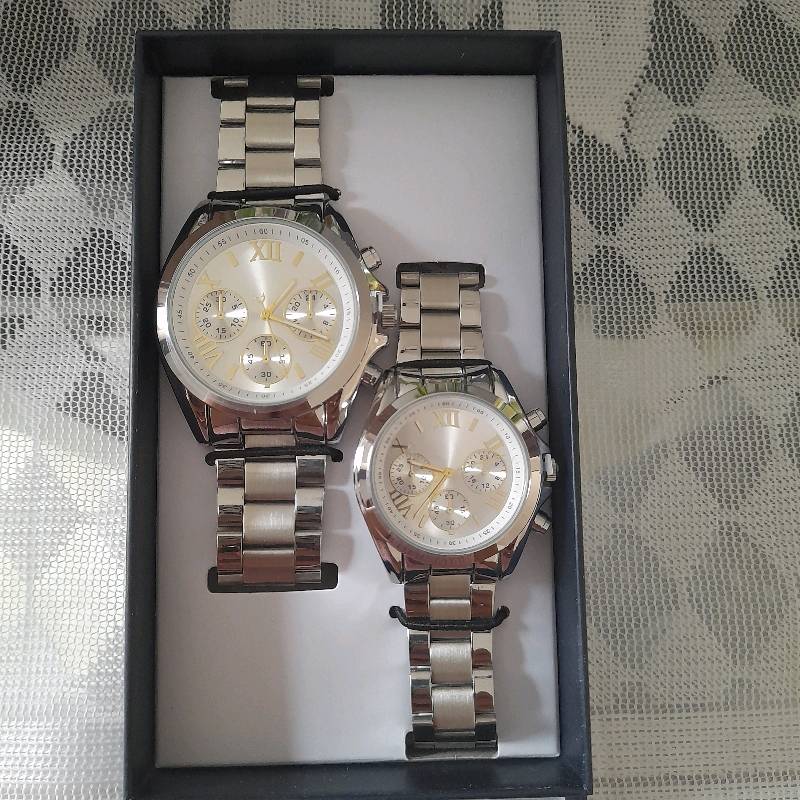 Relojes avon sales