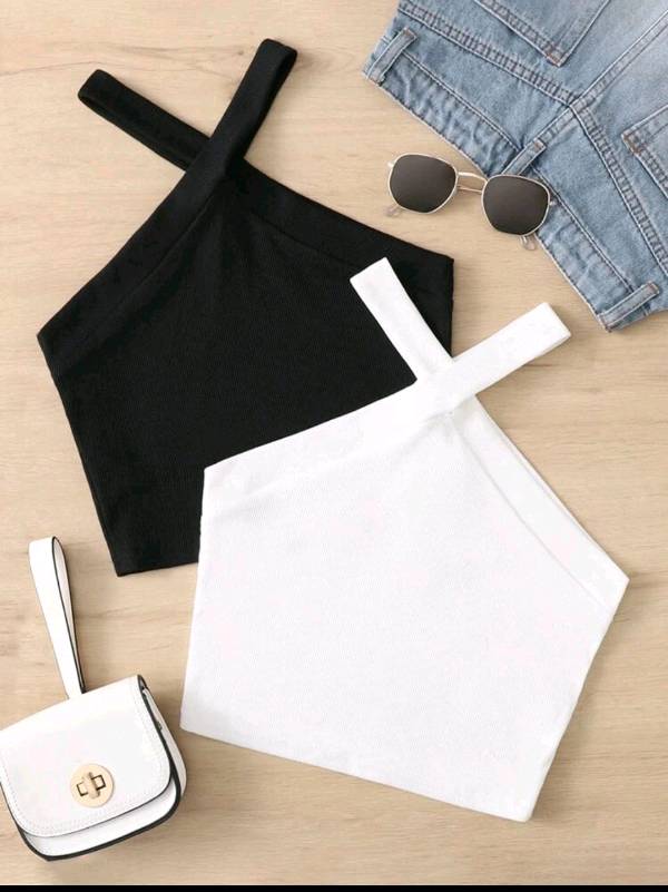 SHEIN Chicas adolescentes Top corto halter en Caracas