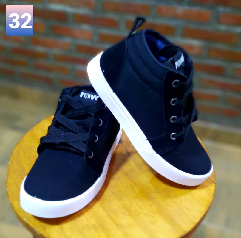 Zapatillas abotinadas deals