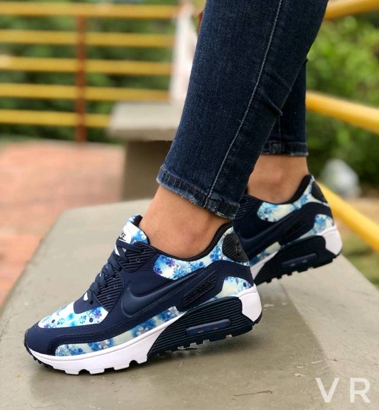 Nike air max flores en Medell n