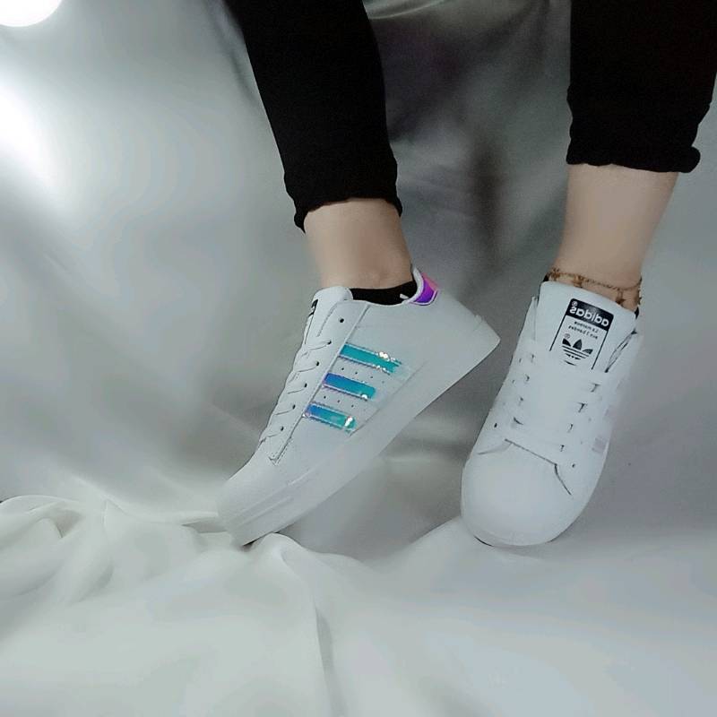 Zapatos Deportivos Adidas Super Star en Caracas