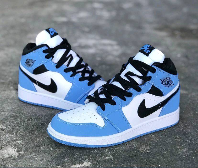 Nike altos deals