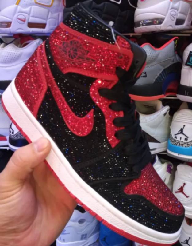 Jordan 1 store swarovski precio