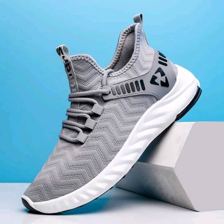 Venta de zapatos under armour hotsell en guatemala nike