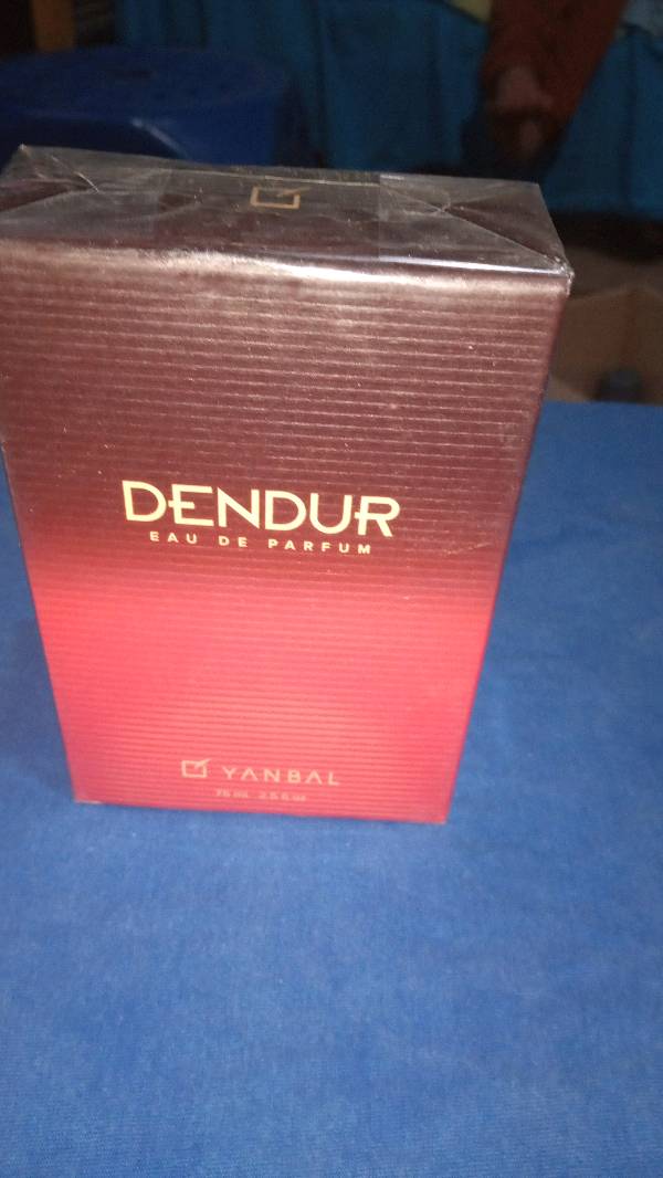 Perfume sales dendur unique