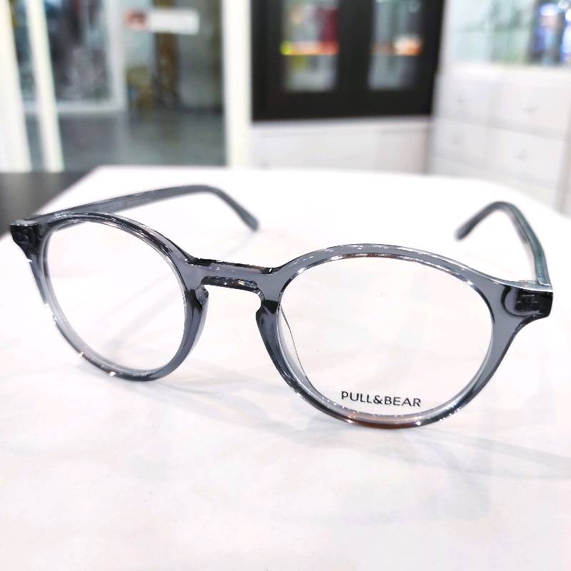 Pull & Bear C0923 en Valencia