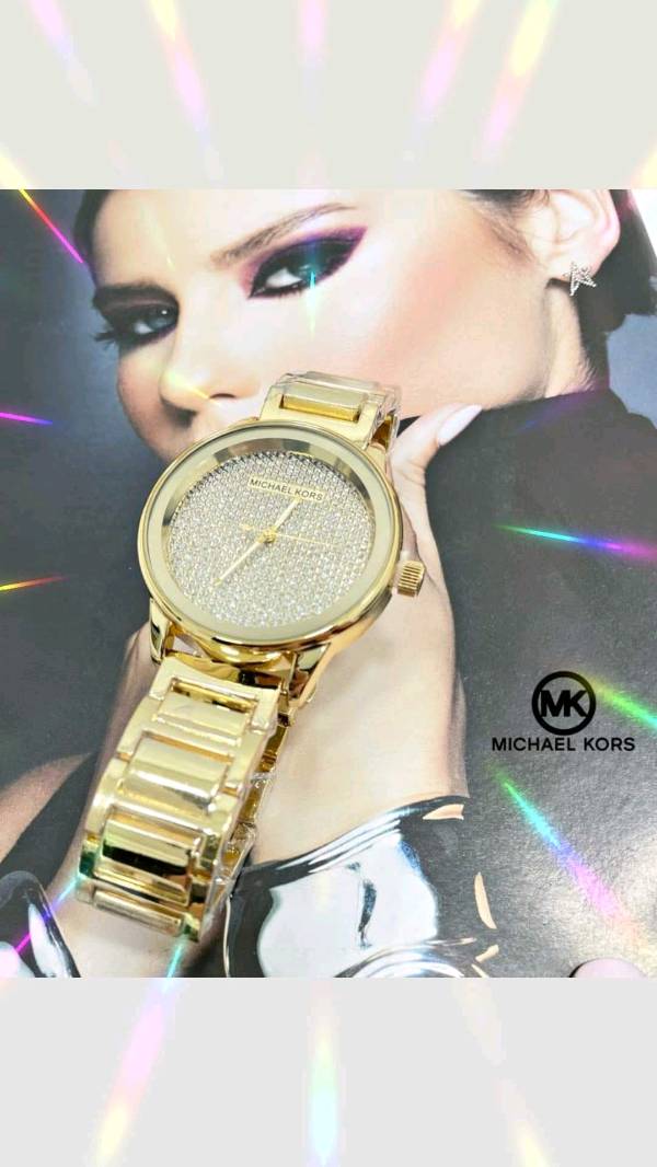 Reloj m.k en Magas Arriba