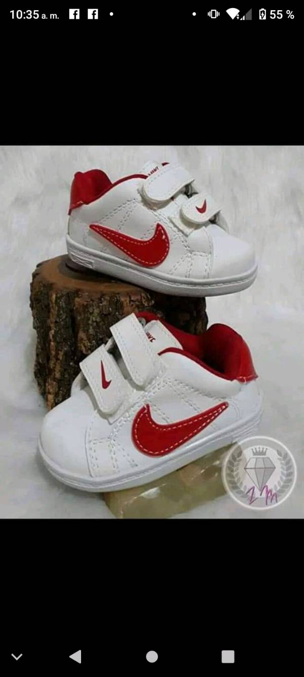 Zapatillas nike deals con abrojo