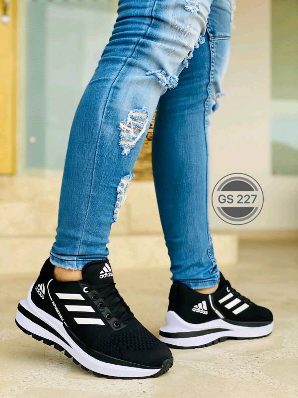 Tienda de zapatos discount adidas