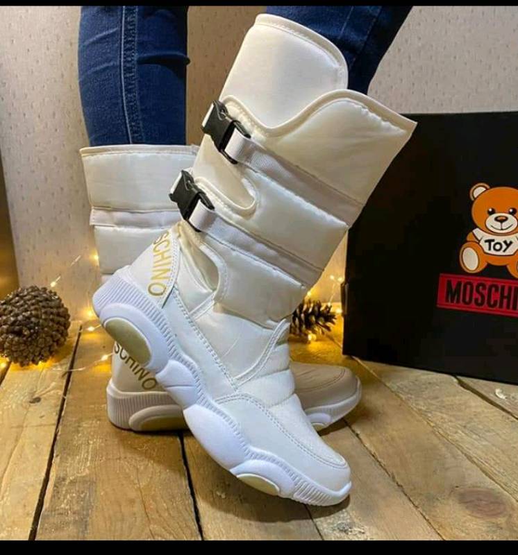 Botas love moschino clearance