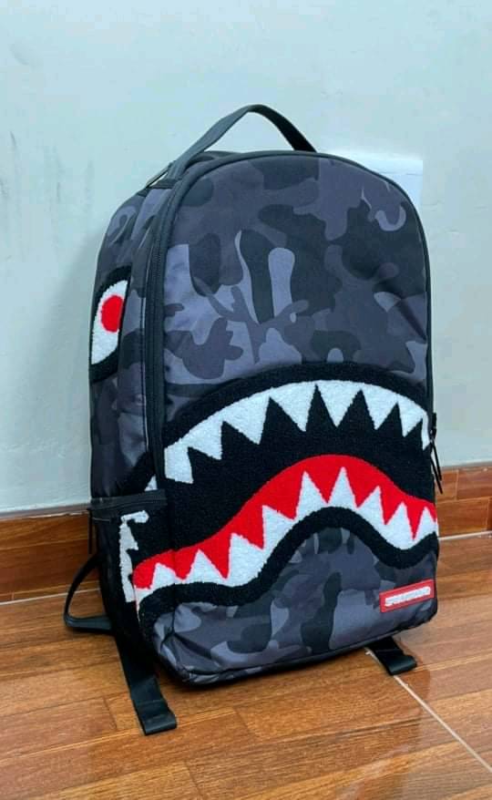 Mochilas best sale sprayground precio