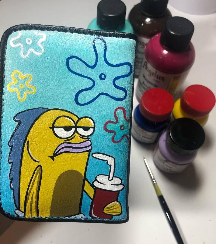 Billeteras pintadas a mano personalizadas en Medellin