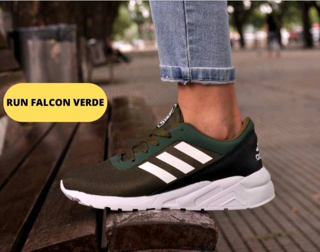 Adidas Run Falco. Verde Militar