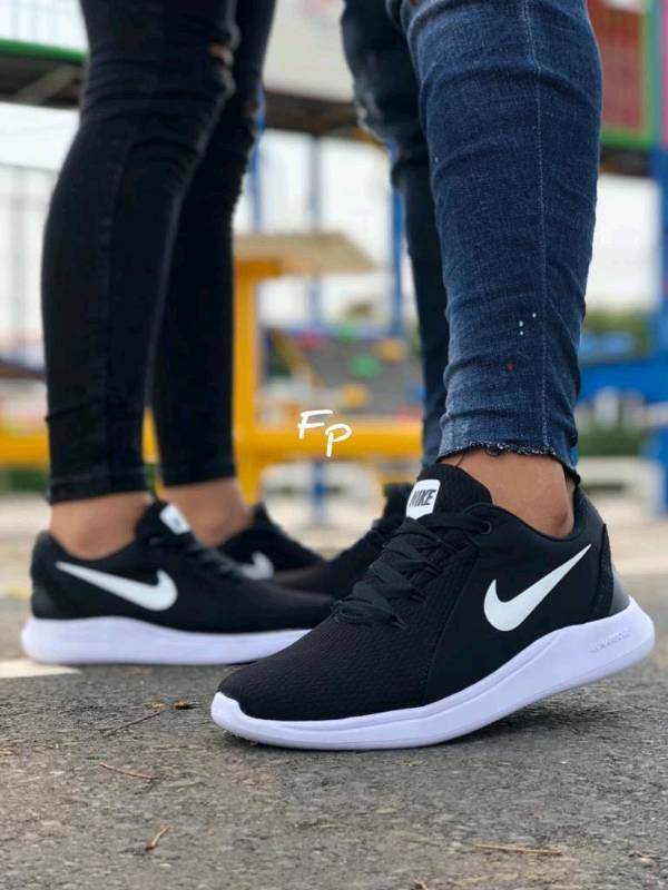 Tenis para parejas iguales nike 2025