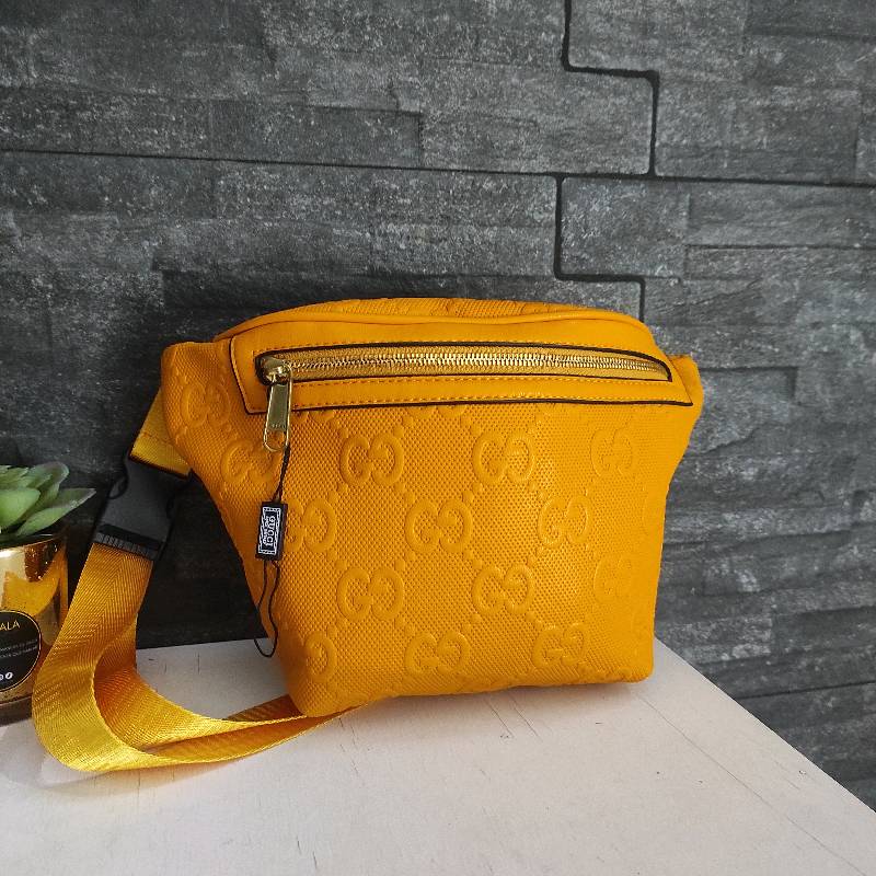 Bolsa on sale cangurera gucci