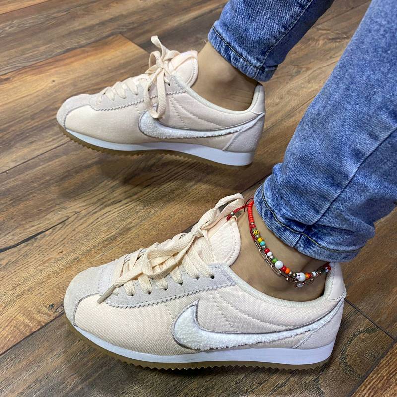 Nike classic best sale cortez guava ice