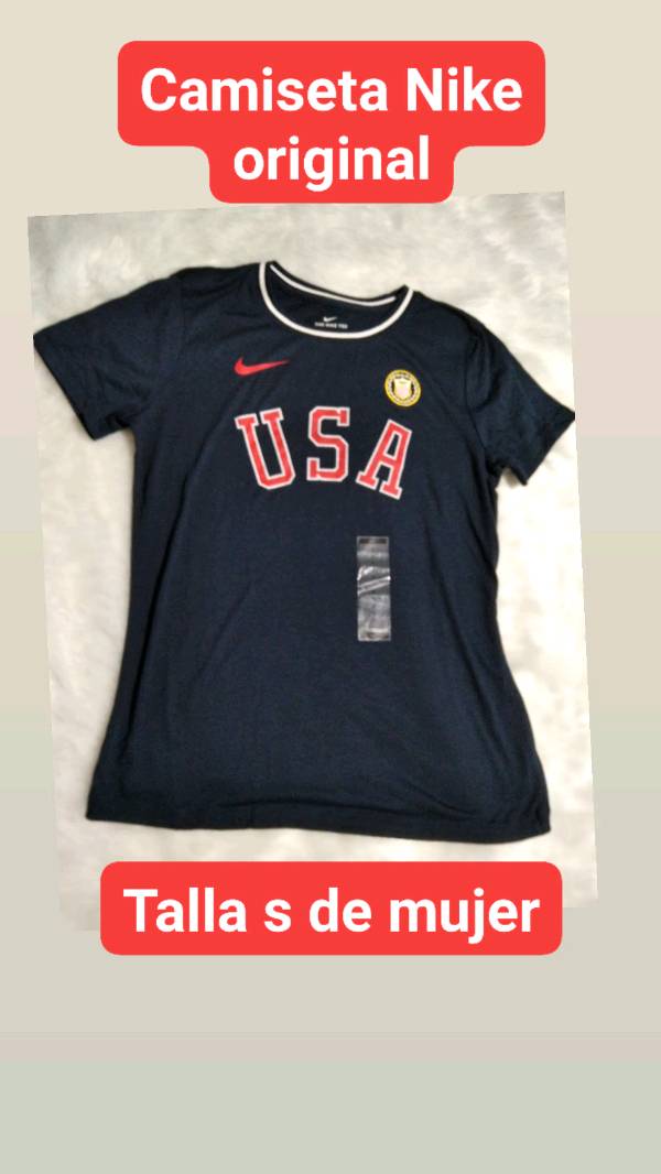 Camiseta Nike de mujer en Quito