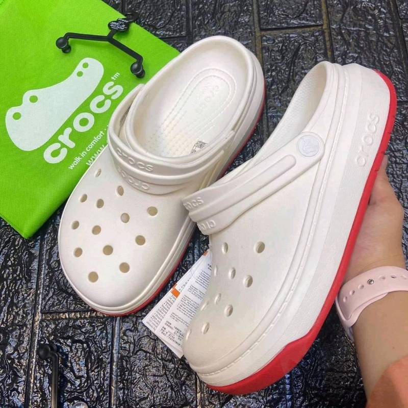Crocs blancas deals