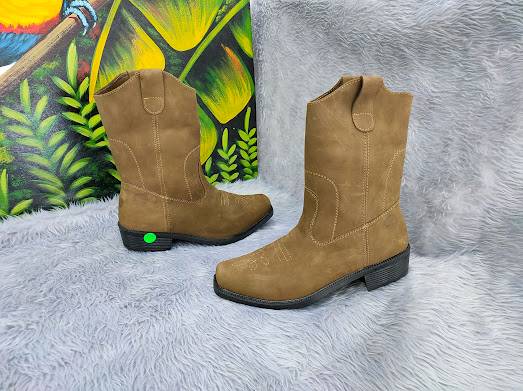 Botas para hombre 100 Cocidos. en Quepos