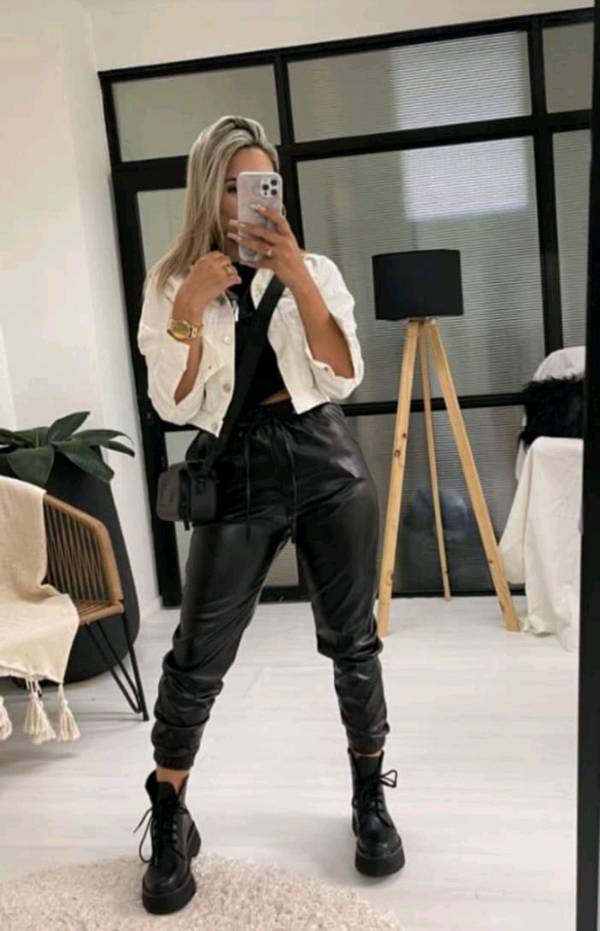 Jogger cuerina sales