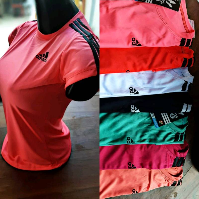 Poleras deportivas damas en Santa Cruz de la Sierra