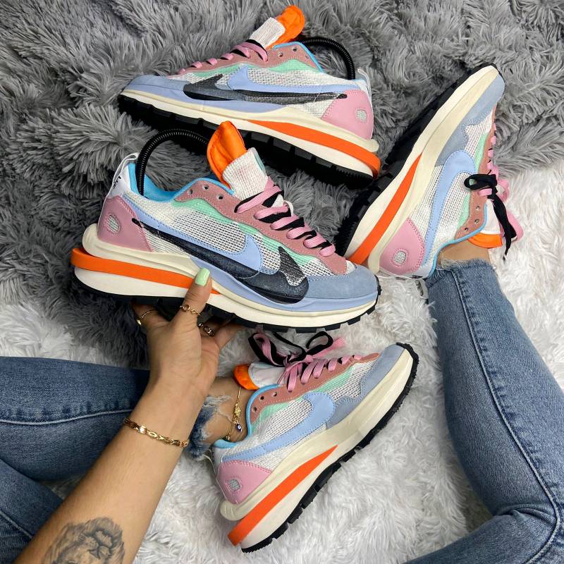 Nike online sacai negro