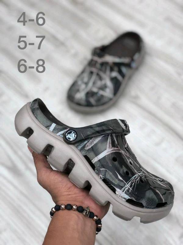 Crocs tractor precio deals