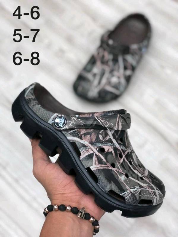 Crocs tractor precio store