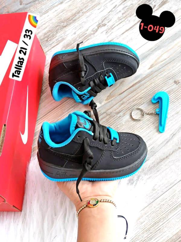 Zapatos deportivos para sales niños