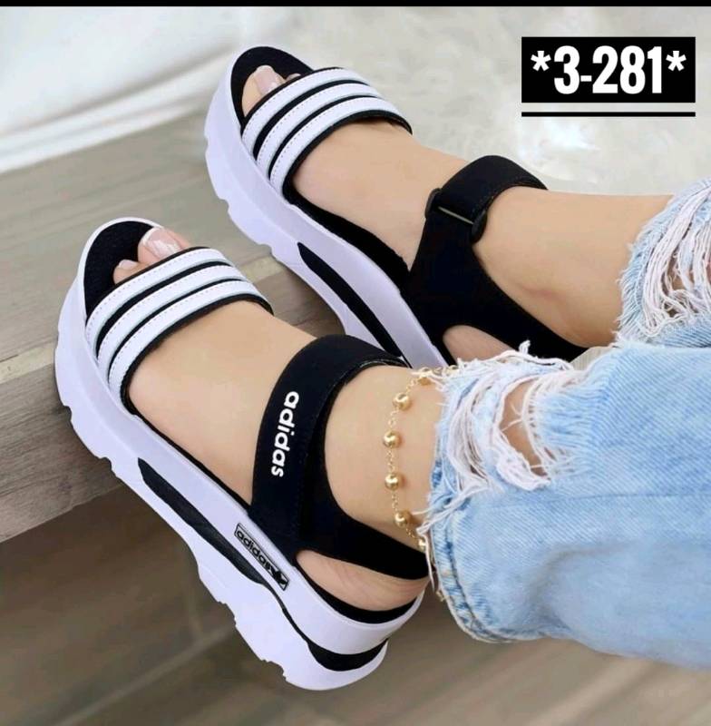 Sandalias adidas altas store