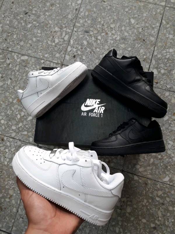 Tenis nike air top force para niño