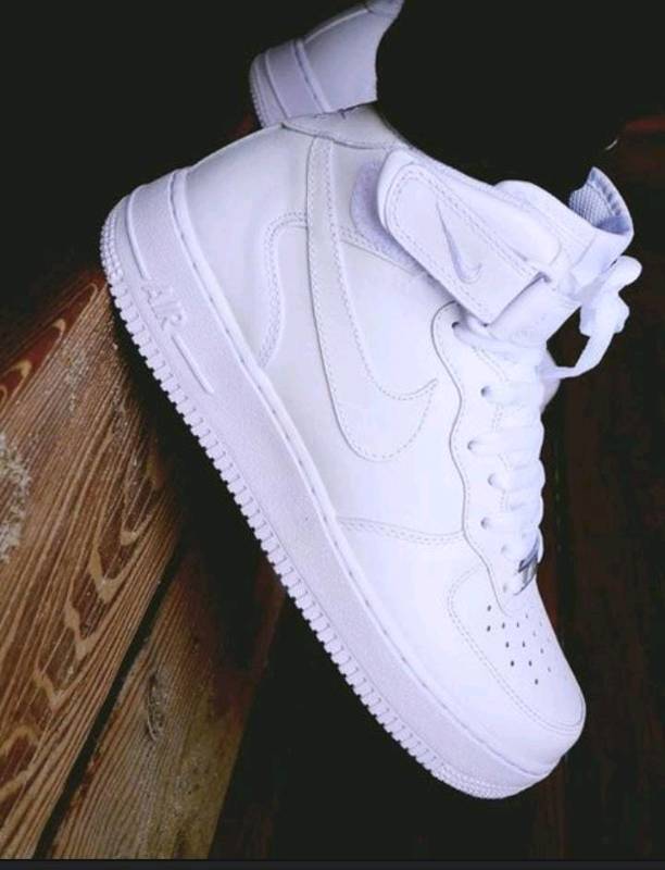 Nike croki hot sale alto blanco