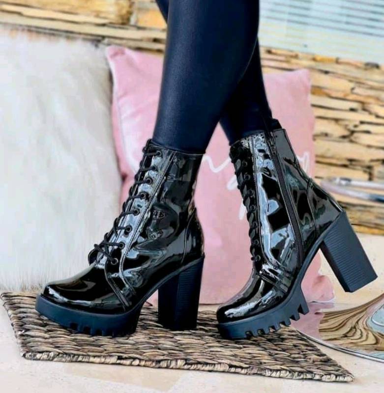 Botas corte store alto para damas