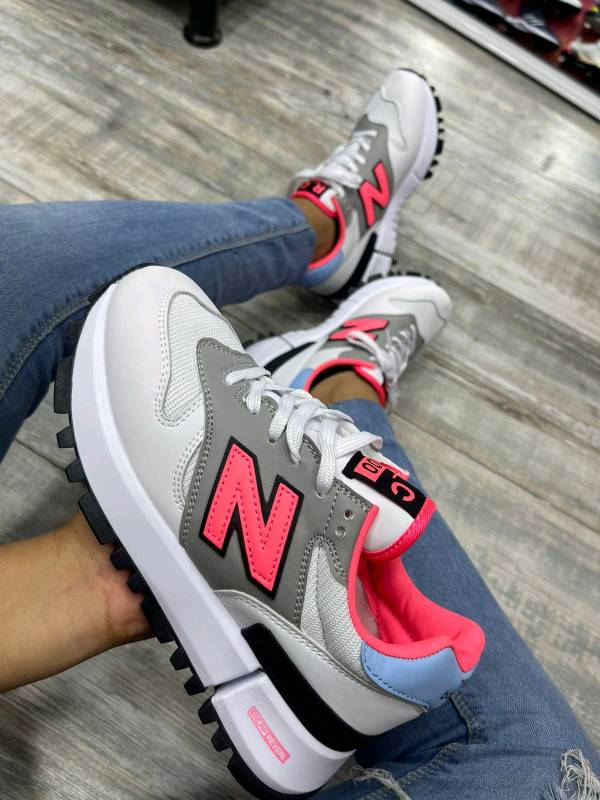 New Balance Rosa en Bucaramanga