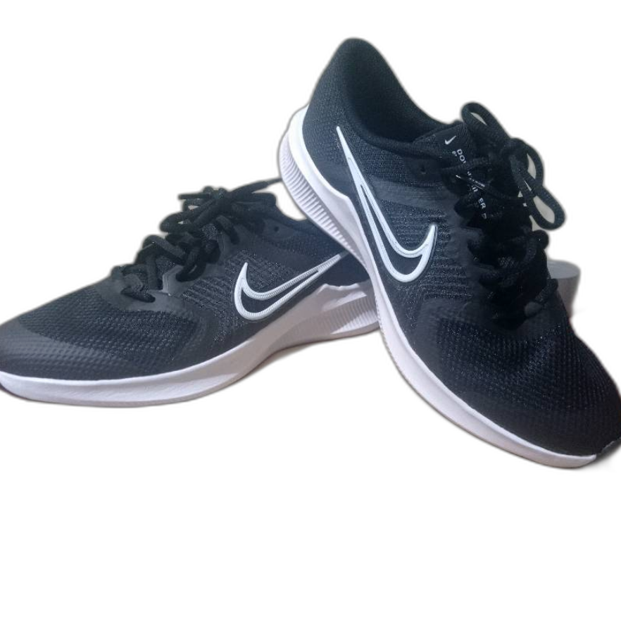 Zapatillas nike originales best sale en quito ecuador