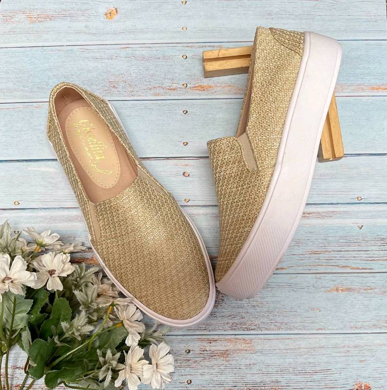 Vans dorados en Guayaquil